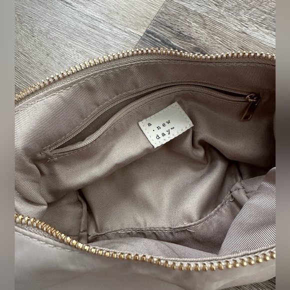 A New Day Taupe Handbag - Picture 4 of 5